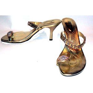 Womens One Top Strap With Large Stone On Toe Strap